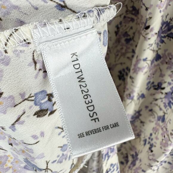 Bishop + Young Camille Flutter Sleeves Blouse Botanical Print Size XL Casual - Picture 4 of 12